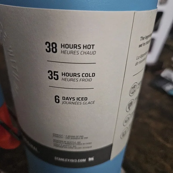 Stanley Classic Legendary Bottle | 1.5 QT Blue & Orange NEW - Picture 4 of 5